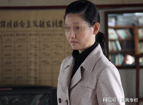 开云体育直播运营平台-妻子调任市委书记，我带她回农村看望父母，碰巧遇到村霸为非作歹